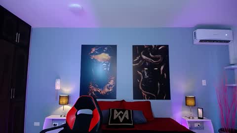 Instagram jasminecampbell1  online show from November 2025 01:36:01 PM