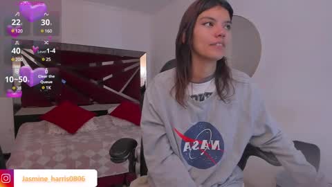 Snapshot of jasmineharris chatting on February 2025 11:42:02 AM jasmineharris online show from February 2025 11:42:02 AM