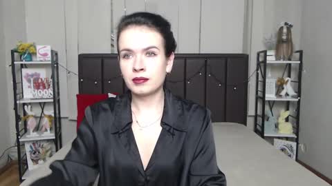 JasmineKouch online show from November 2025 06:45:02 AM