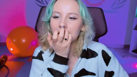 Jasmine online show from January 2025 02:14:02 PM