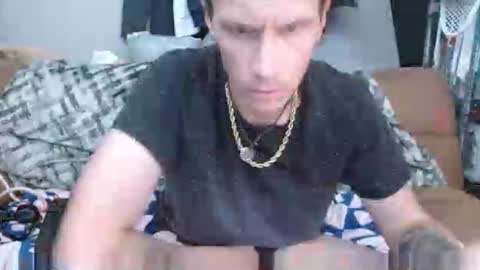 jasonmoore423786227 online show from April 2026 02:09:01 AM