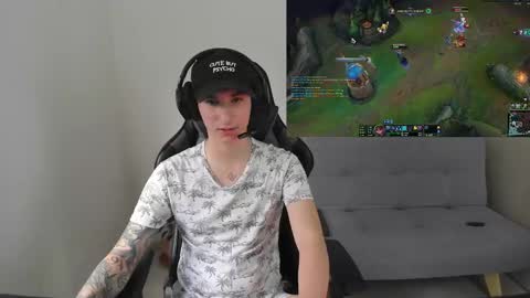 jasper__thompson online show from December 2024 09:22:01 PM