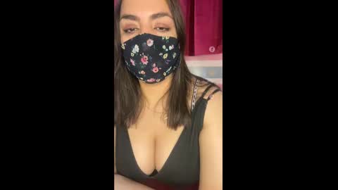 Jassmina  online show from January 2025 10:52:02 AM