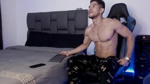 Snapshot of javiercarrera222 chatting on February 2025 10:15:02 AM Javier online show from February 2025 10:15:02 AM