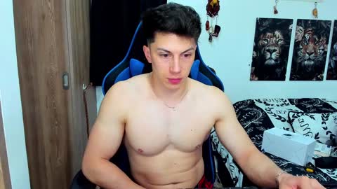 Javier online show from January 2025 10:59:01 PM