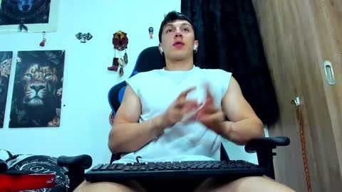 Javier online show from March 2025 12:39:02 AM