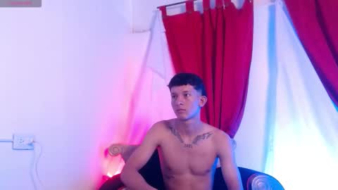 jaxen_grey online show from March 2026 07:54:01 PM