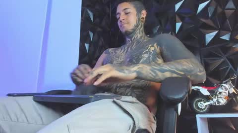 Michael online show from February 2025 11:41:02 PM