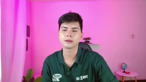 Snapshot of jay_cum18 chatting on May 2026 01:39:01 PM Jay online show from May 2026 01:39:01 PM
