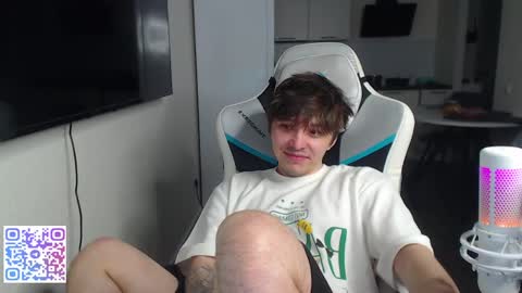 Snapshot of jayce_icestone chatting on May 2026 02:23:01 PM Jayce online show from May 2026 02:23:01 PM