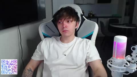 Snapshot of jayce_icestone chatting on June 2026 04:31:02 PM Jayce online show from June 2026 04:31:02 PM