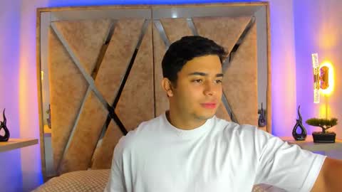 jayd_muscle online show from November 2025 04:25:02 AM