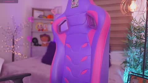 Jayen online show from October 2025 07:09:02 PM