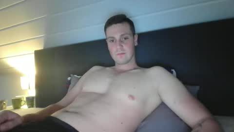 jayfex97 online show from September 2025 04:56:02 PM