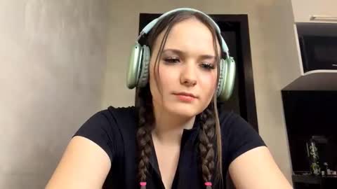 Aurora online show from March 2026 05:38:01 PM