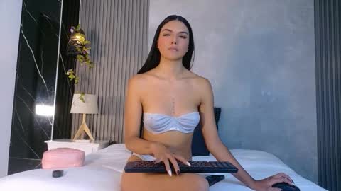 jazmiin_evans online show from March 2026 07:52:01 PM