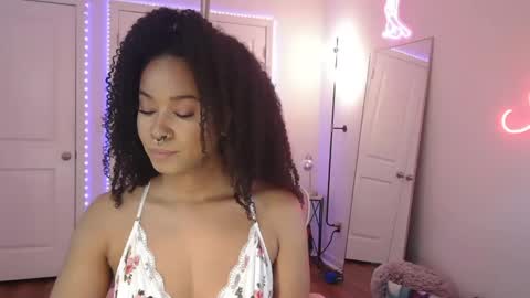 Jazmine Fox online show from February 2026 06:04:02 PM