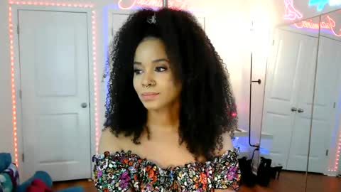 Jazmine Fox online show from June 2026 03:32:02 PM