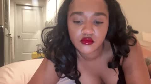 jazminetea online show from September 2025 02:15:02 AM