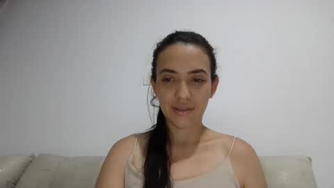 jazminojeda online show from May 2026 05:47:01 AM