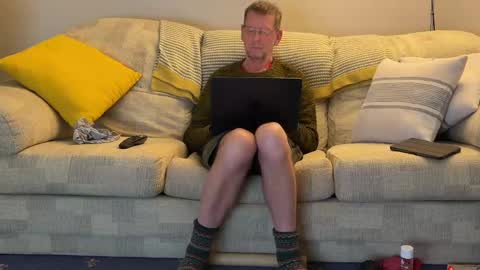 Snapshot of jcar57 chatting on December 2024 04:17:01 PM Jon online show from December 2024 04:17:01 PM