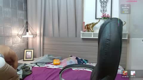 Snapshot of jdwhite18 chatting on May 2026 03:13:02 AM jdwhite18 online show from May 2026 03:13:02 AM