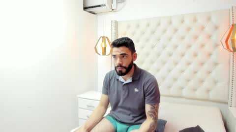 JEAN online show from April 2026 07:42:01 PM