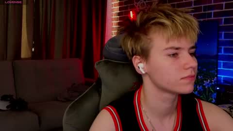 Jean online show from August 2026 01:10:02 PM