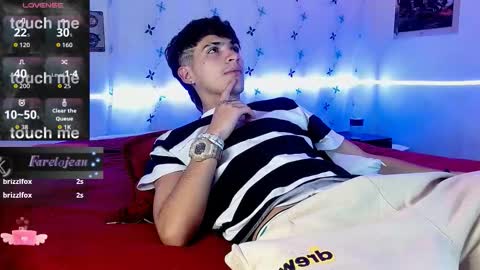 Snapshot of jeanfarelo chatting on September 2025 03:18:02 AM Jean online show from September 2025 03:18:02 AM