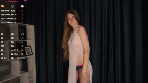 Haily online show from October 2025 05:32:01 PM