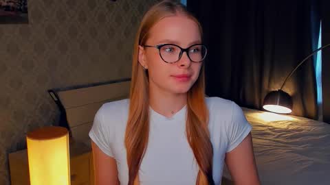 Jenny online show from October 2025 07:41:01 AM