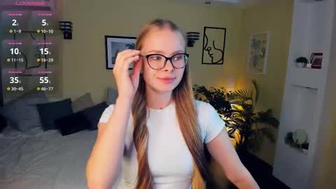 Jenny online show from October 2025 07:14:01 AM