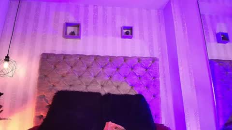 Snapshot of jeanne_holland chatting on July 2026 12:51:01 PM Jeanne Holland online show from July 2026 12:51:01 PM