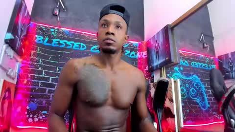 jeanpieroo26 online show from March 2026 09:33:01 PM