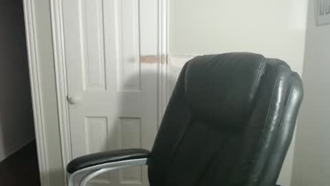 JE online show from April 2026 05:14:02 AM