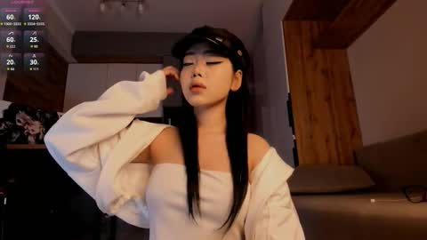 jee__son online show from September 2025 01:35:02 PM