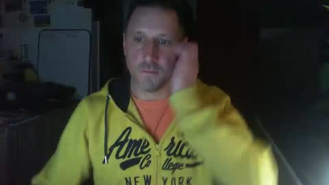 Snapshot of jef74700 chatting on February 2025 04:37:01 AM Jrme online show from February 2025 04:37:01 AM