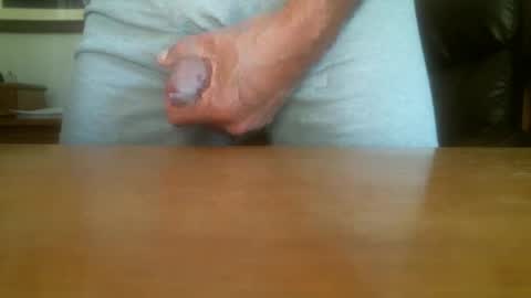 Snapshot of jeffbte315 chatting on October 2025 07:21:01 PM jeffbate online show from October 2025 07:21:01 PM