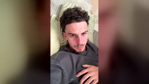 Snapshot of jelleboyyeah chatting on May 2026 11:28:01 AM jelleboyyeah online show from May 2026 11:28:01 AM