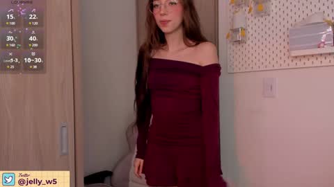 Snapshot of jelly_w5 chatting on February 2025 07:42:01 PM Jelly  online show from February 2025 07:42:01 PM