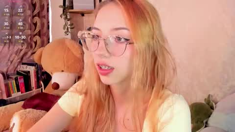 Snapshot of jelly_w5 chatting on September 2025 08:01:02 PM Jelly  online show from September 2025 08:01:02 PM