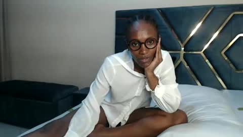 Snapshot of jemimaaam chatting on February 2025 12:17:01 PM Jemmi online show from February 2025 12:17:01 PM