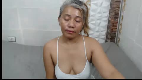 Snapshot of jemm36 chatting on May 2026 09:52:02 PM Jem online show from May 2026 09:52:02 PM