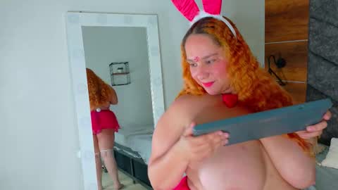 Jena  online show from October 2025 01:39:01 AM