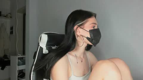 Molly online show from July 2026 11:40:01 PM