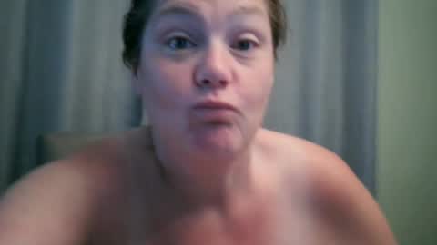 Snapshot of jencmmns chatting on June 2026 05:12:02 PM supershybbw online show from June 2026 05:12:02 PM