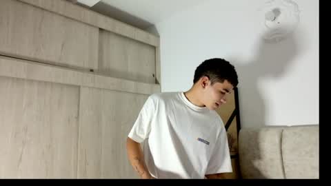 Snapshot of jenfrysuarez chatting on June 2026 11:51:01 PM jenfrysuarez online show from June 2026 11:51:01 PM