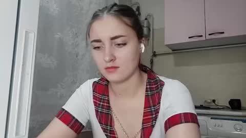 Jeniffer online show from January 2026 06:54:01 PM