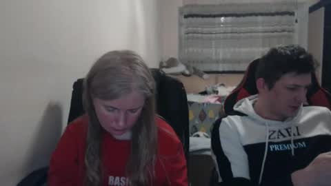 JenisAndPeter online show from April 2026 07:51:02 PM