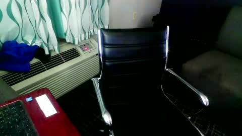 Snapshot of jennacd4life chatting on December 2024 02:45:02 AM Jenna Cross online show from December 2024 02:45:02 AM